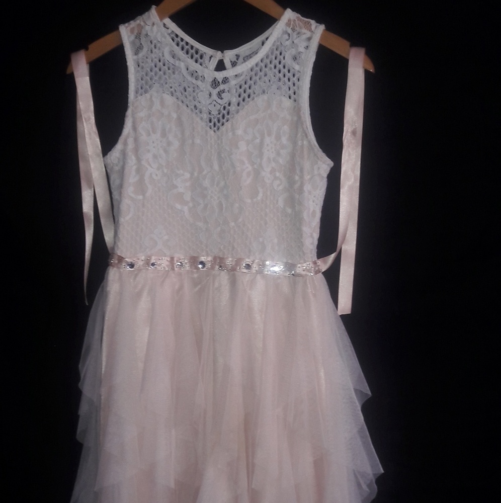 Girls Lace and Chiffon Formal Dress